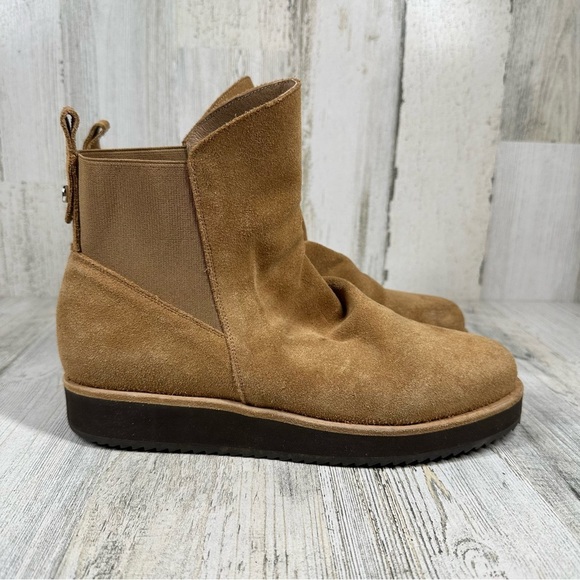 Patricia Green Charlee Sport Comfort Bootie in Tan Suede - Picture 7 of 13
